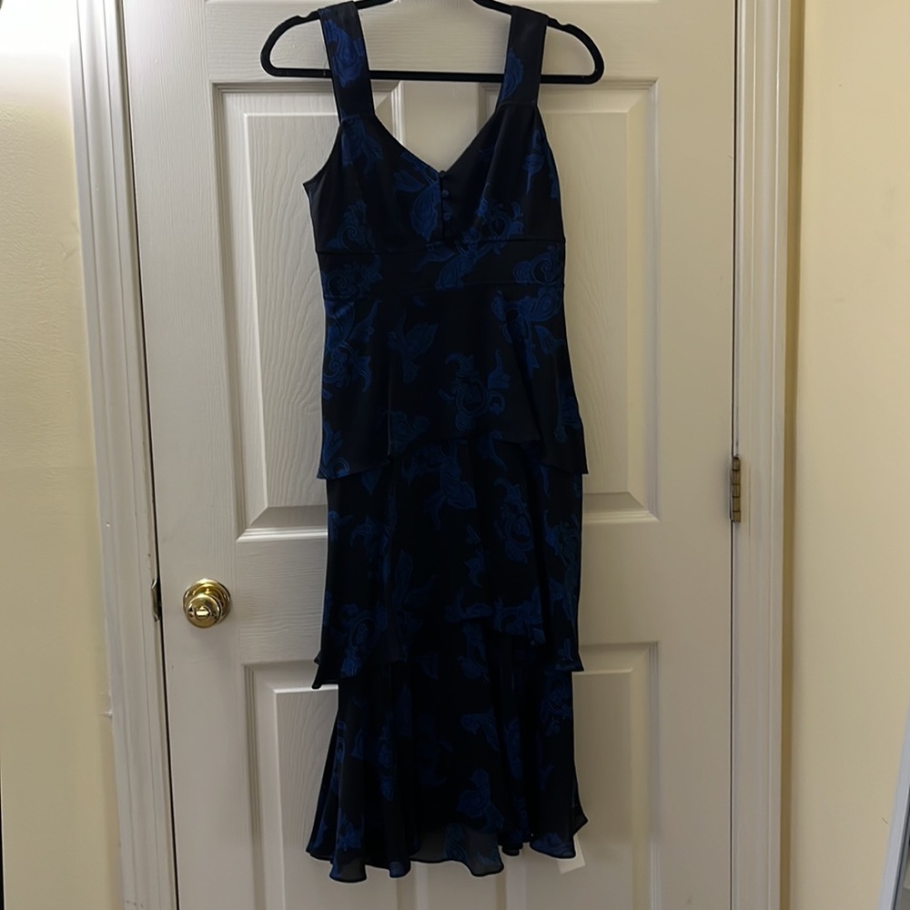ALC Luna Silk Tiered Midi Dress - Picture 6 of 8